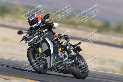 media/Nov-12-2023-SoCal Trackdays (Sun) [[5d1fba4e7d]]/Turn 14 (1035am)/